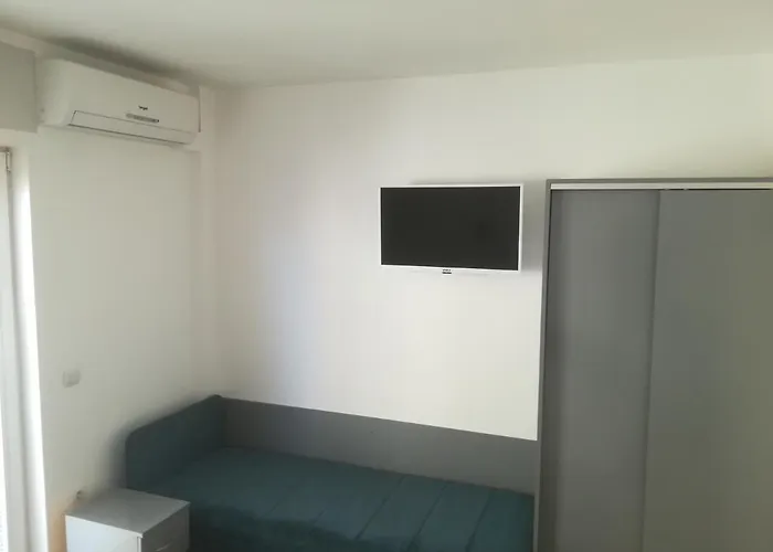 アパート Markovic